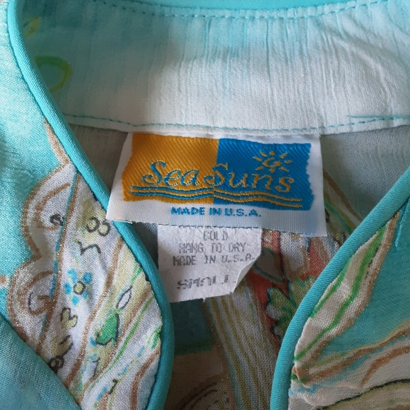 Ladies top - Picture 9 of 9